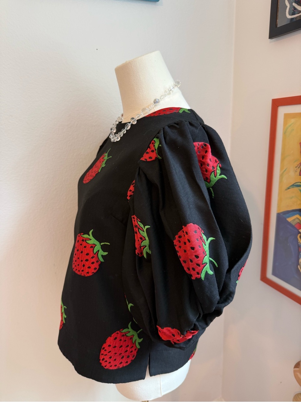 Maeve black blouse with red strawberries size small - Picture 5 of 7